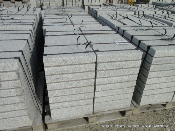 Granit Bodenplatten 8 cm Stark, Granitplatten